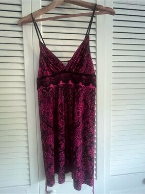 In Bloom Hot Pink and Black Slip